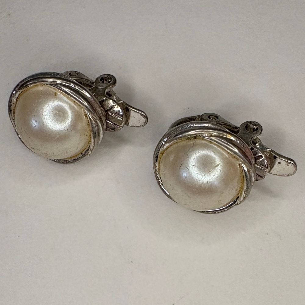 Vintage Silver-Tone Clip-On Earrings with Faux Pearl Cabochons (1950s–1960s)